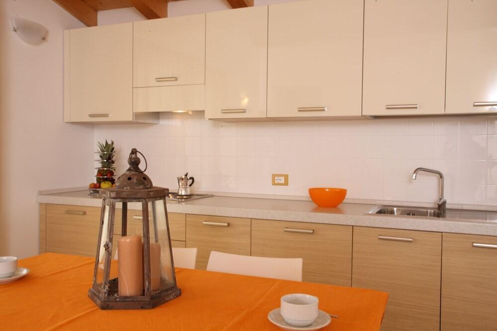 Atlantide Villaggio Albergo Brenzone sul Garda Esterno foto