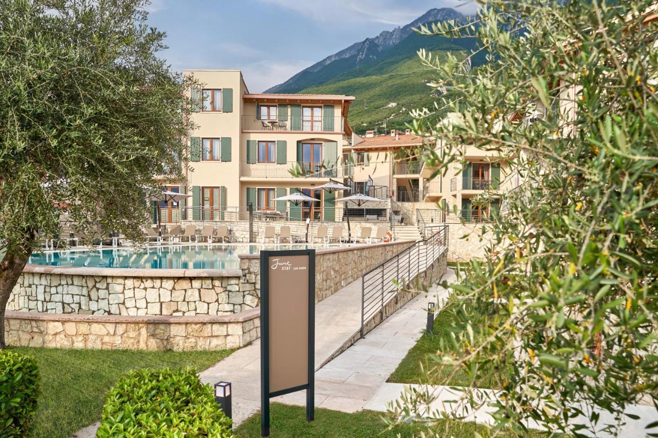 Atlantide Villaggio Albergo Brenzone sul Garda Esterno foto