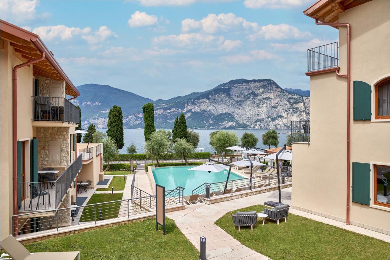Atlantide Villaggio Albergo Brenzone sul Garda Esterno foto