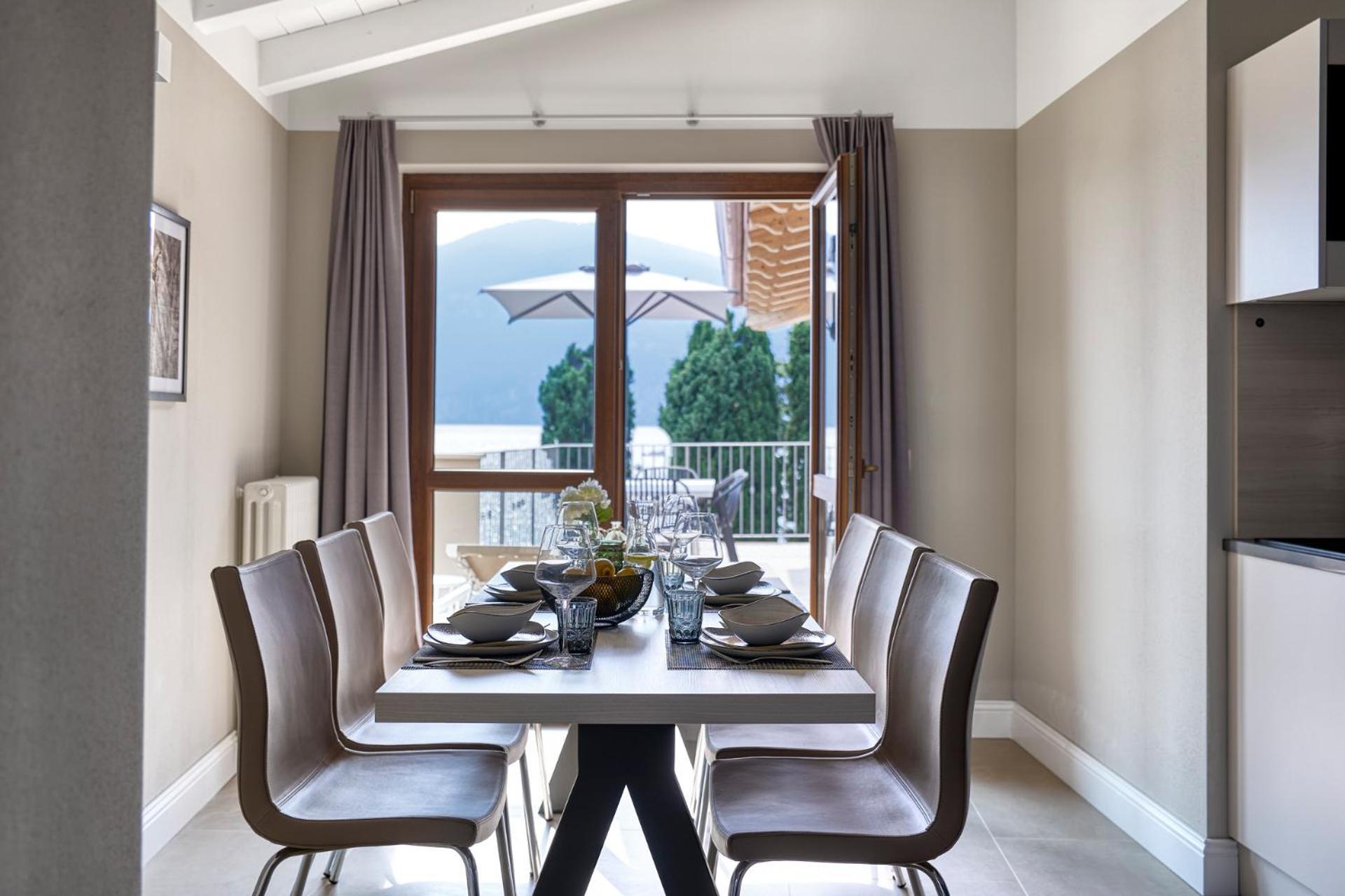Atlantide Villaggio Albergo Brenzone sul Garda Esterno foto