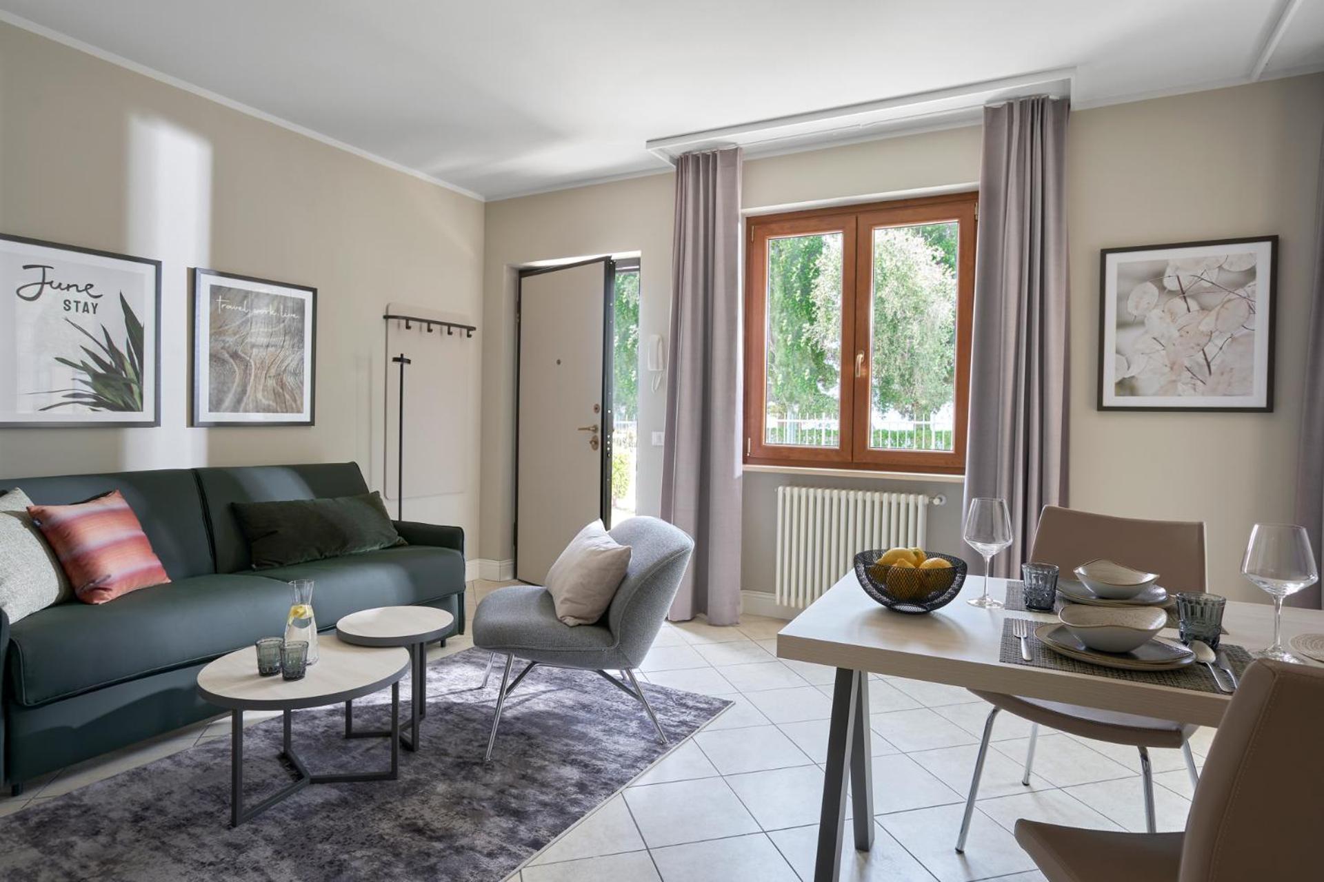 Atlantide Villaggio Albergo Brenzone sul Garda Esterno foto